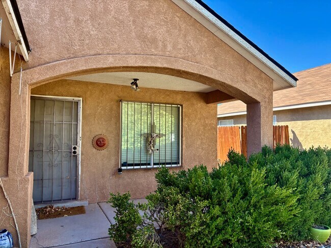 Building Photo - 3617 Cameo Dr