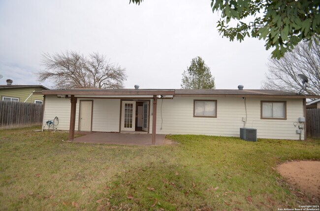 Building Photo - 405 WESTCHESTER-