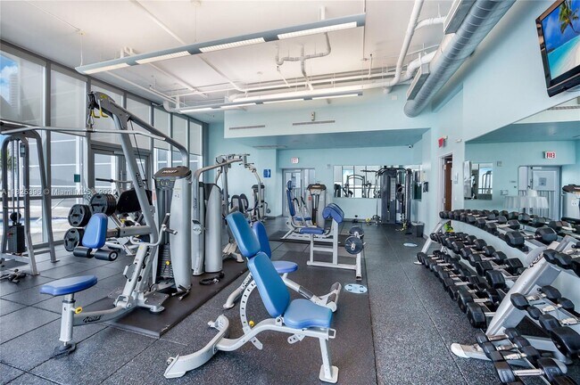 Building Photo - 888 Biscayne Blvd