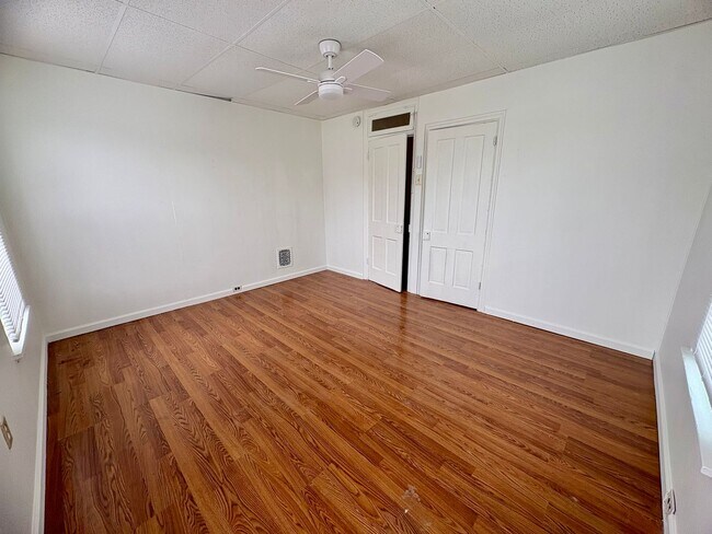 Building Photo - 3 Bedroom 1.5 Bathroom in Highspire!