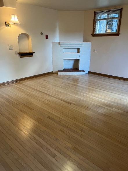 Building Photo - 406 S Coeur d'Alene St