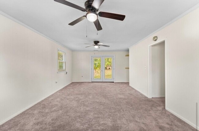 Building Photo - 2302 Norfolk St