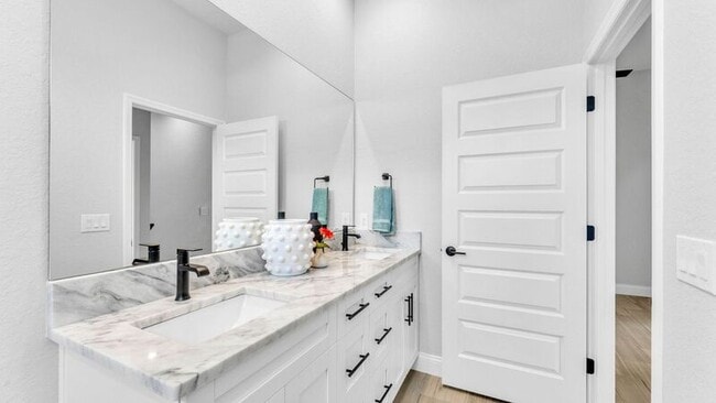 Building Photo - 1170 Windjammer Dr