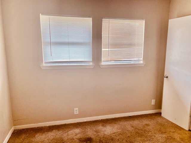 Building Photo - 14 Richards Courts