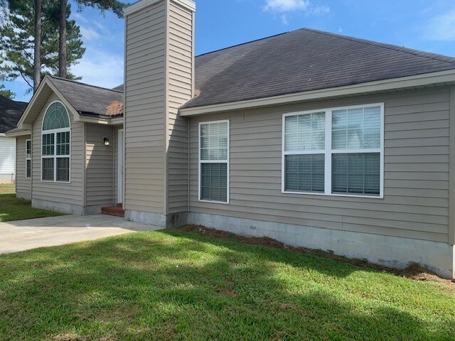 Building Photo - 428 Plantation Pl