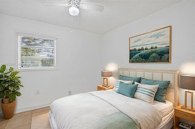 Building Photo - 10325 SW 149th St