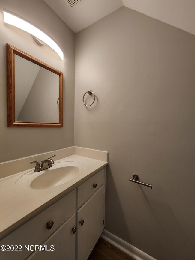 Building Photo - 5 Portwest Townhouses Dr