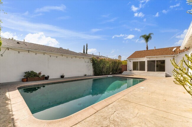 Backyard - 4710 Cartwright Ave