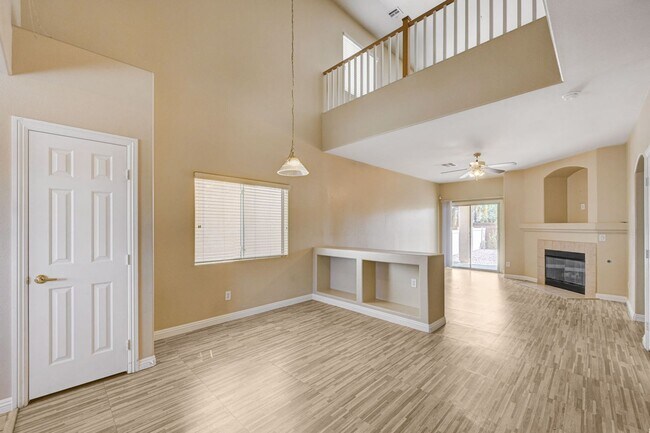 Building Photo - 1107 Aldenwood Ave