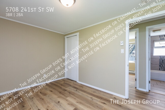 Building Photo - 5708 241st St SW