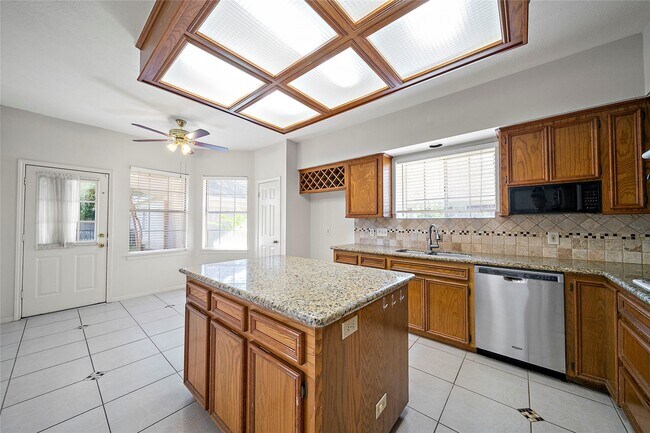 Building Photo - 1711 S Medio River Cir