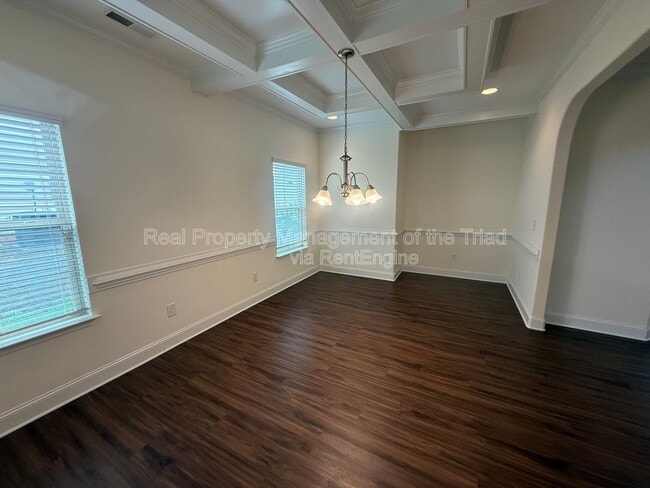 Building Photo - 5741 Marblehead Dr