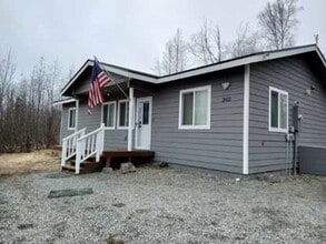 Building Photo - Three bedroom two bath home