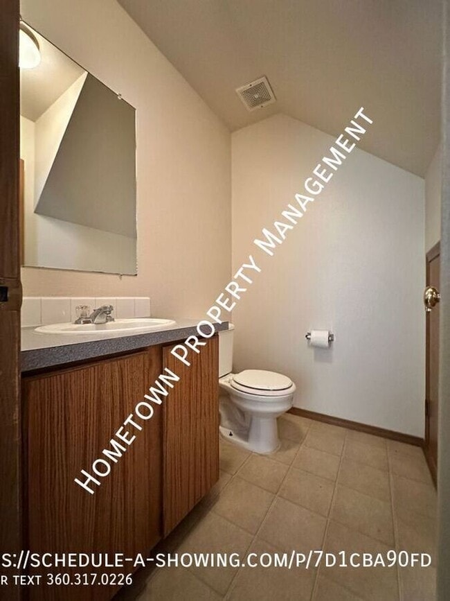 Building Photo - 4206 Wonderwood Ln SE