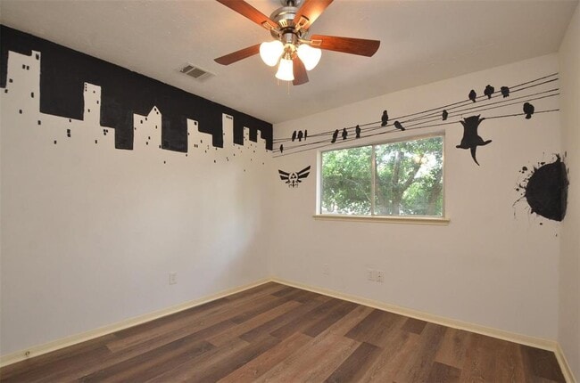 Building Photo - 1306 Plum Park Dr