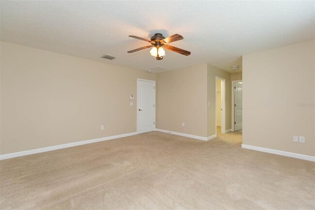 Building Photo - 20101 Oakflower Ave