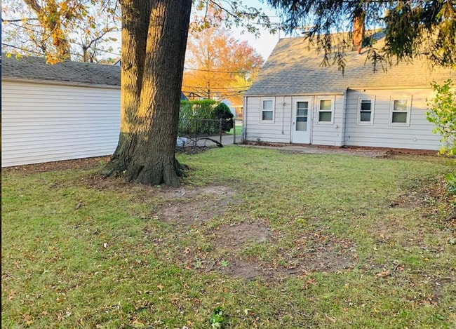 Building Photo - 23292 Williams Ave