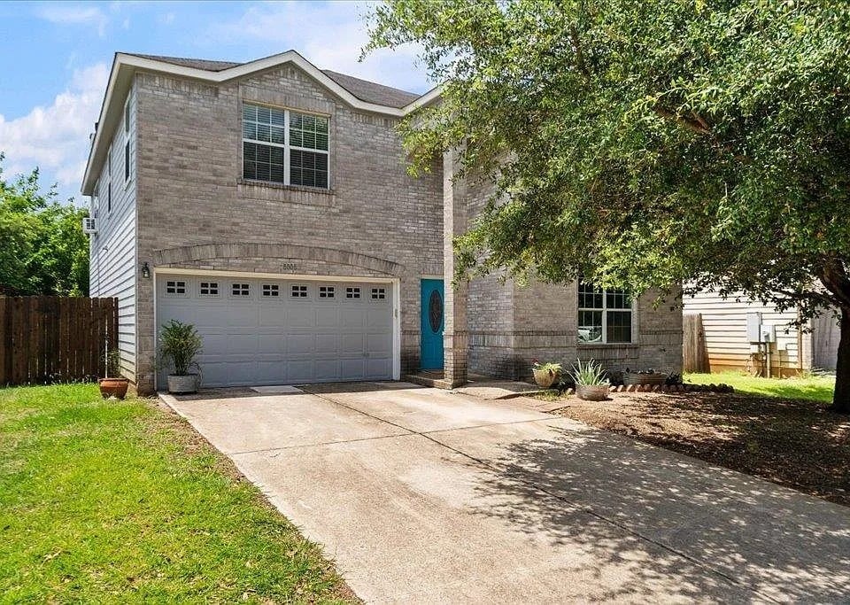 Building Photo - 8008 Verbank Villa Dr