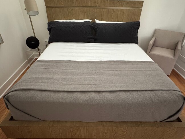 Building Photo - 413 Hancock Green Pl