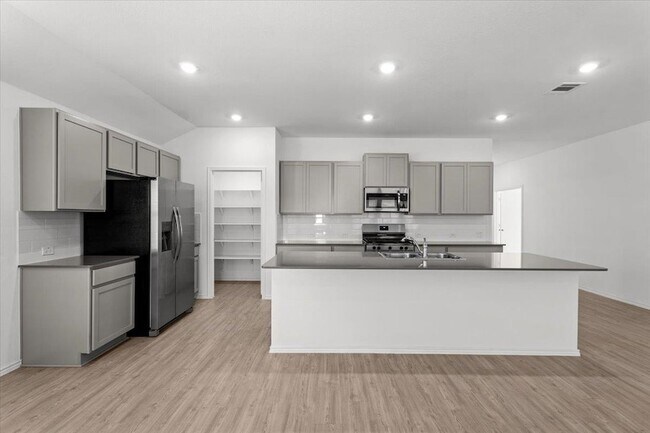 Building Photo - 300 Jeffers