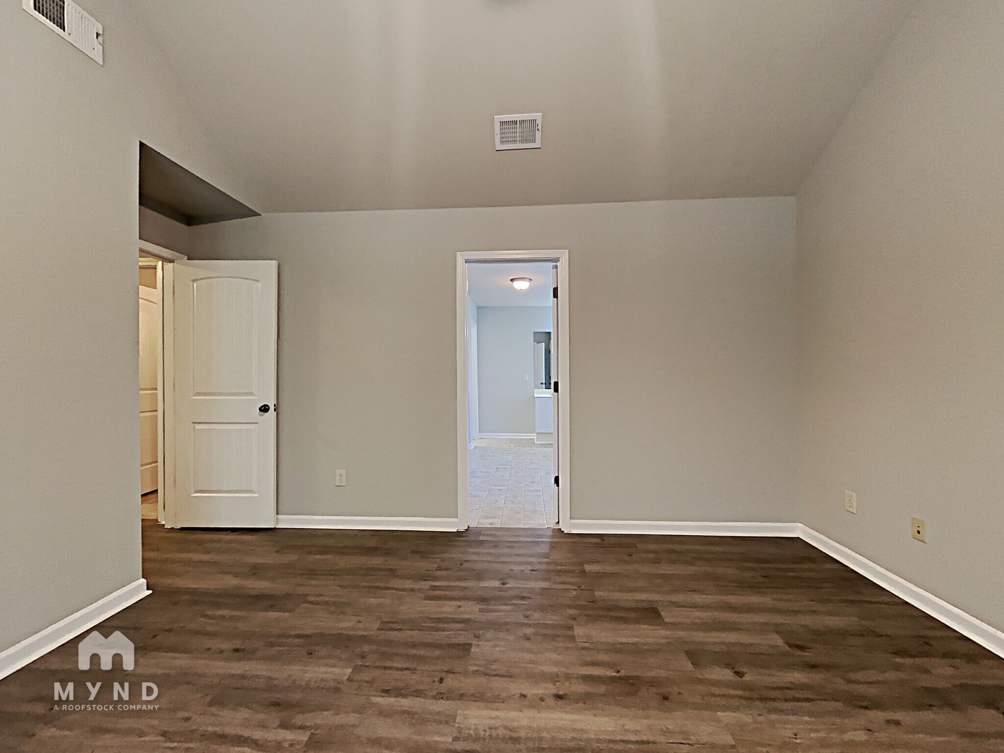 Building Photo - 3088 Rosewalk Dr