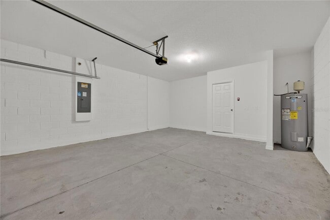 Building Photo - 16382 Bird of Paradise Ave