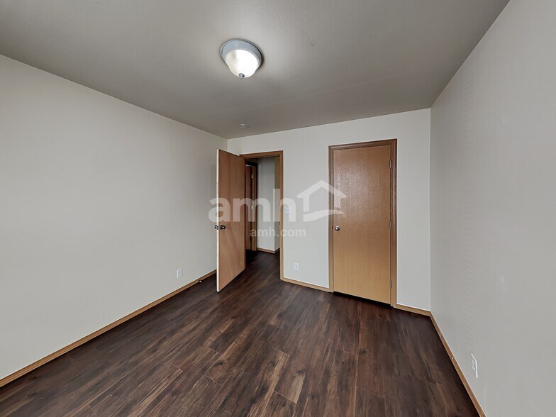 Building Photo - 18126 96th Ave E