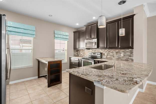 Building Photo - 1114 White Moss Ln