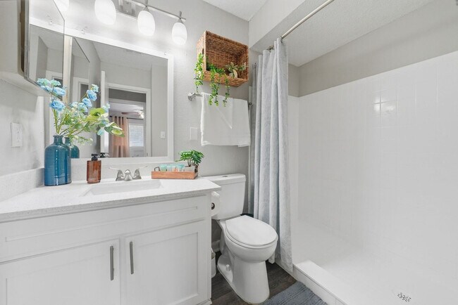 Building Photo - 8307 Royal Sand Cir