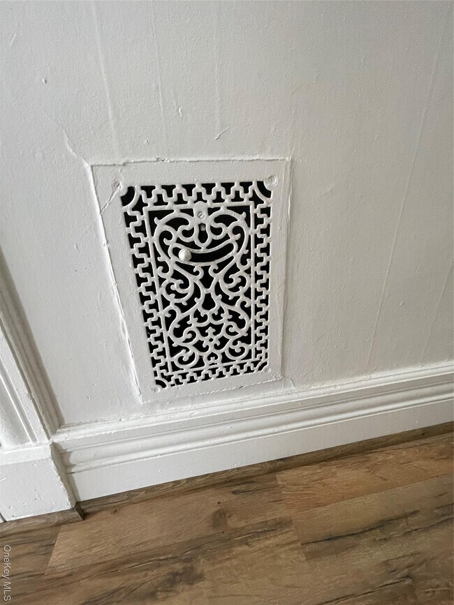 Building Photo - 59 Main St