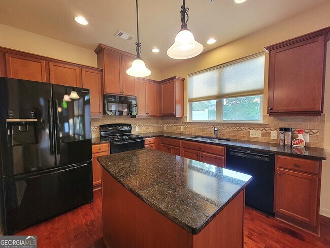 Building Photo - 2334 Attewood Dr