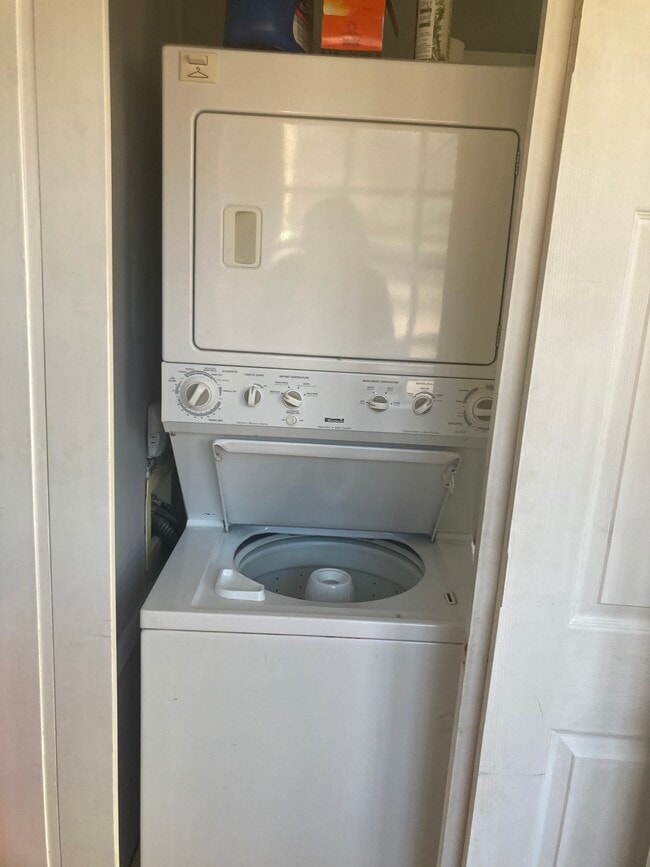 Laundry (downstairs) - 252 Loudoun St SW