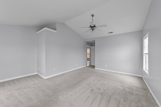 Building Photo - Gorgeous 3 Bedroom Home, with Updated Kitchen, LVP Floors, Fenced Yard, Premium Finishes, Pet Fri...