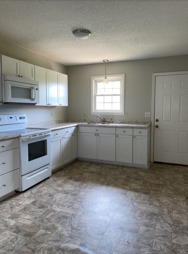 Building Photo - 2 bedroom duplex in Pendleton