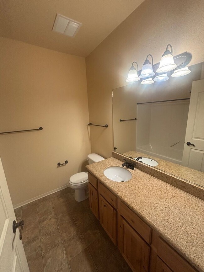 Building Photo - 6740 N Spurwing Loop