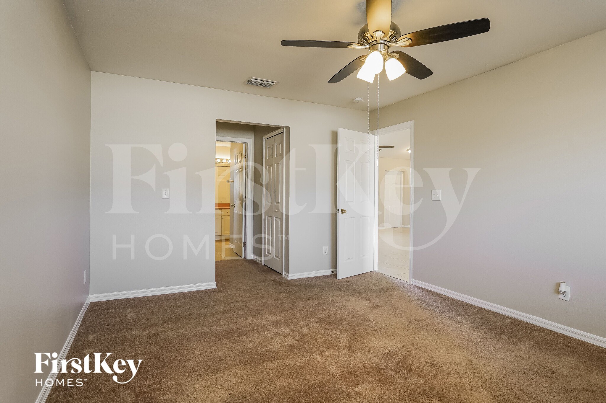 Building Photo - 1842 NW 5th Pl