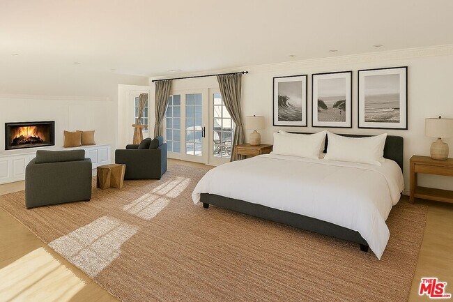 Building Photo - 28600 Pacific Coast Hwy