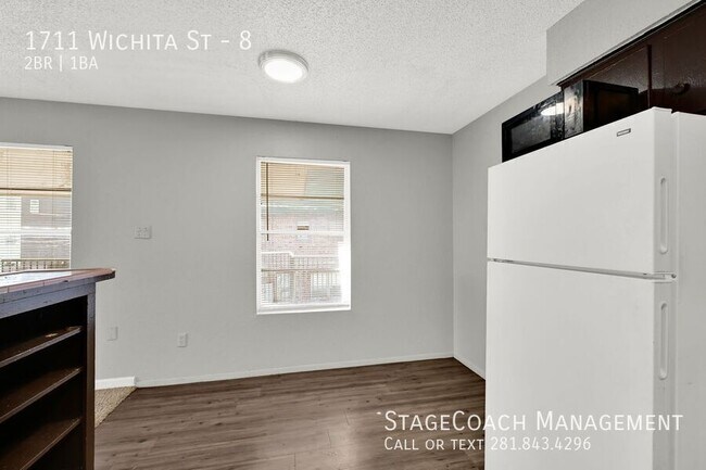 Building Photo - 1711 Wichita St