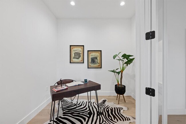 Building Photo - 3614 Abbate Cir