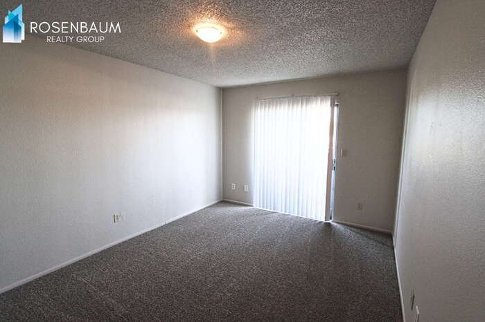 Building Photo - 410 E 9th Ave