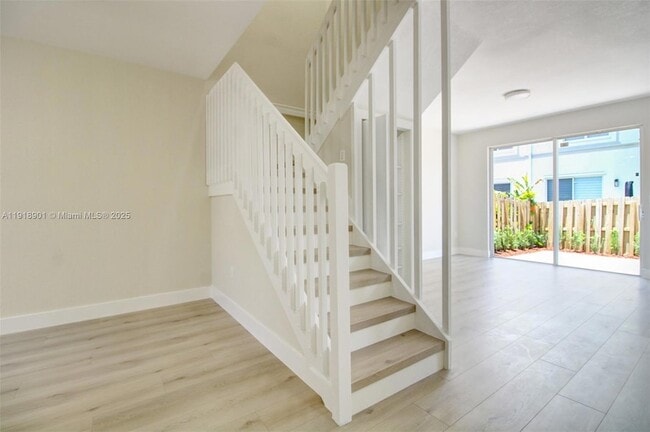 Building Photo - 8144 NW 107th Path