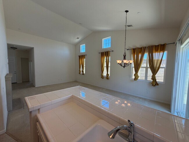Building Photo - 1353 Dolcetto Ln