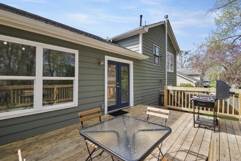 Building Photo - 216 River Birch Dr