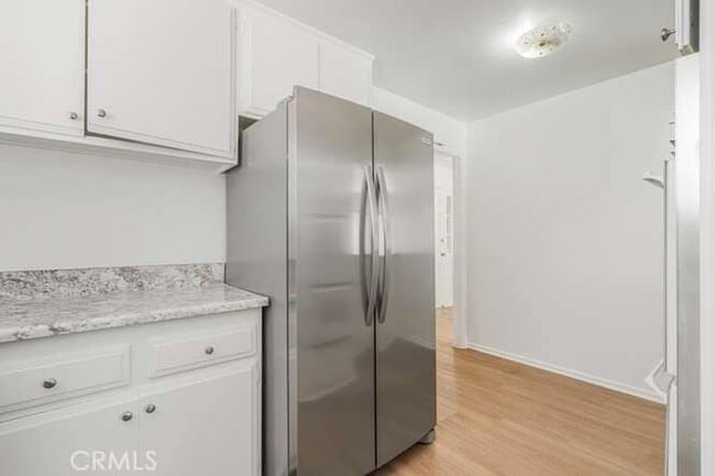 Building Photo - 6575 Cleomoore Ave