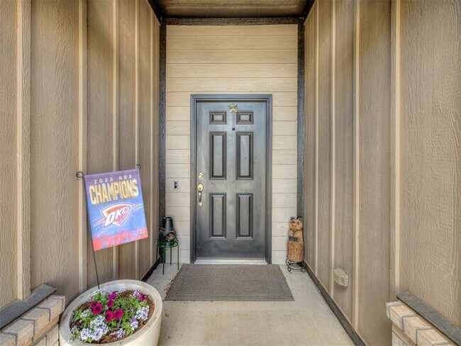 Building Photo - 9209 Anaum Ln