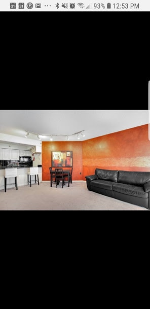 Building Photo - 1301 N Courthouse Rd