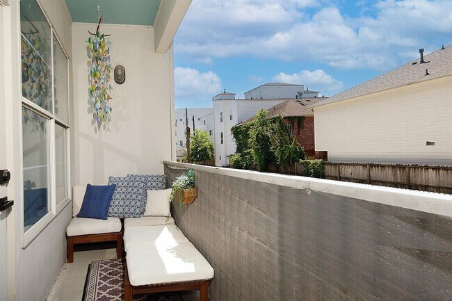 Building Photo - 1441 East St