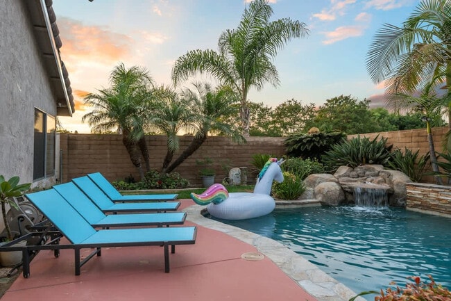 Building Photo - 2003 Pierce Ct