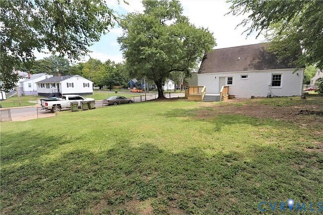 Building Photo - 3701 Moody Ave