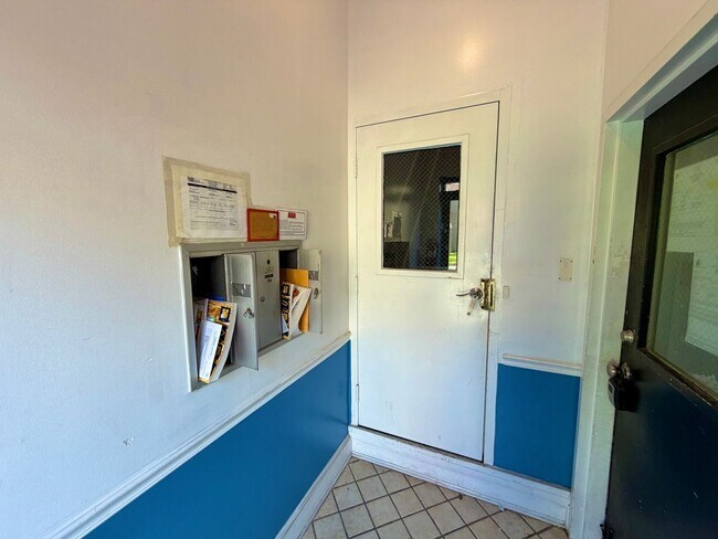 Building Photo - 0394 - Souliotis